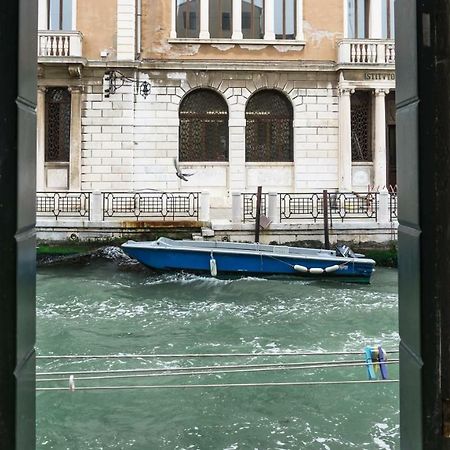 La Gondola - beautiful canal view Venecia Exterior foto